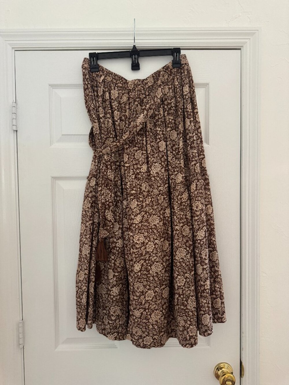 Mille Francois Skirt in Cocoa Floral Size Medium - Picture 2 of 3
